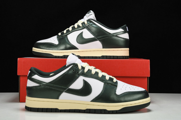 nike dunk low vintage green (w) - dq8580-100