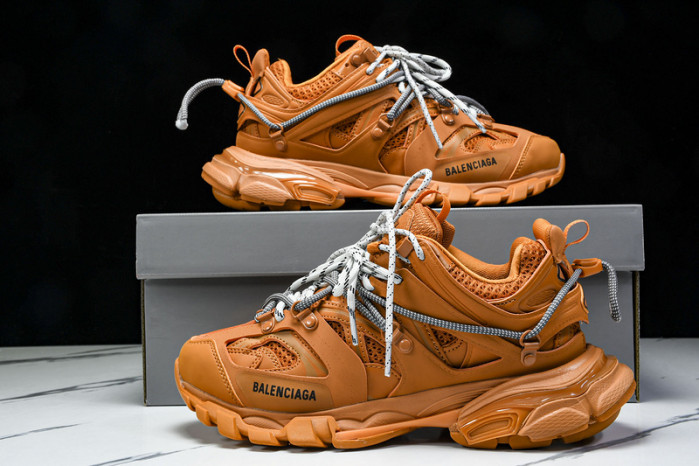 BL TRACK -COPSHOE BL -Track 02