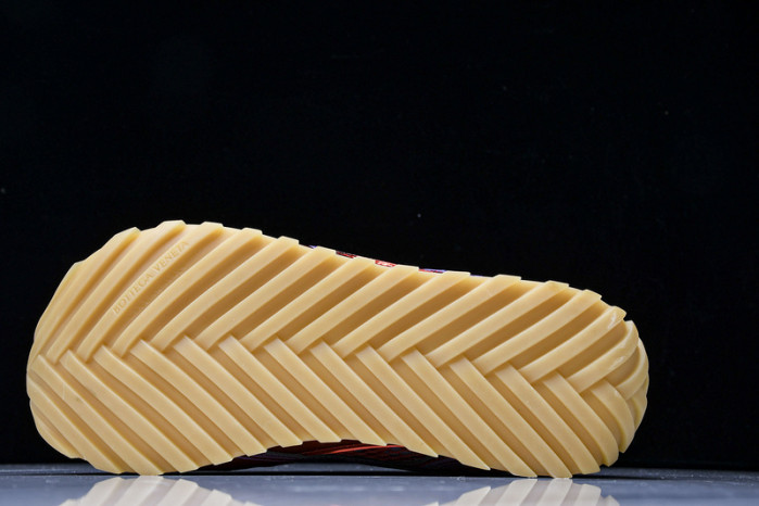 BOTTEGA VENETA SNEAKER COPSHPE BV-49