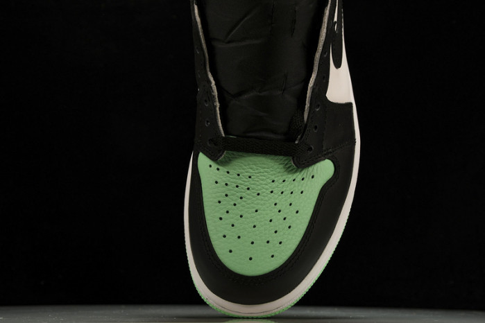 air jordan 1 high og green glow dz5485-130